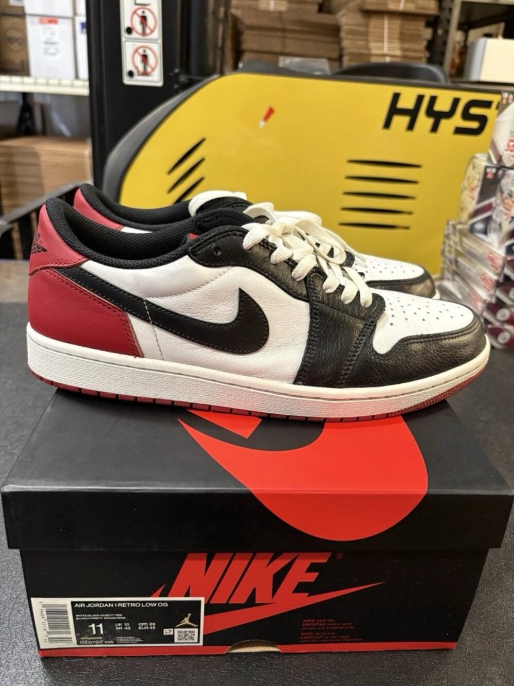 WORN Men’s Air Jordan 1 Retro Low Black Toe (2023) CZ0790-106 Size 11 WITH BOX